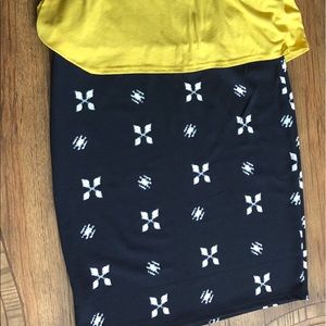 NWT  xl Lularoe Cassie skirt